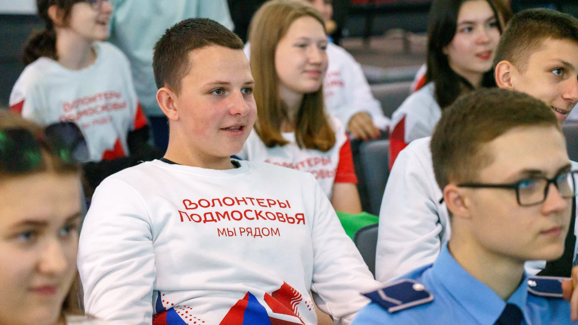 Политолог Кузменкин рассказал о важном смысле Международного дня волонтера