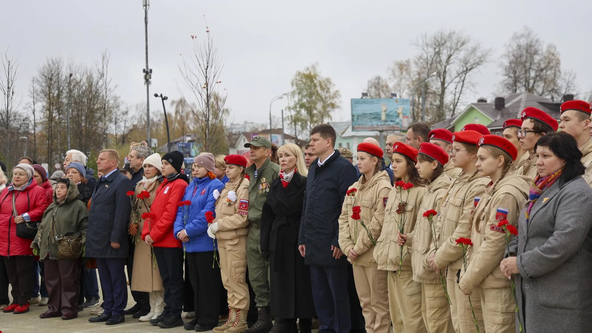В Электростали прошло открытие обновленного сквера «Защитникам неба»