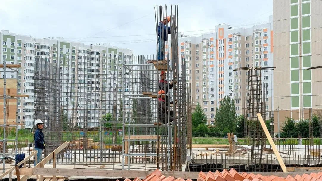 Возведение колонн первого этажа началось в новой школе Подольска