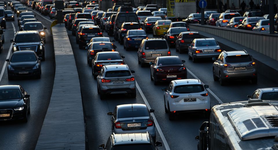 Пробка образовалась на МКАД из-за ДТП на 81 километре