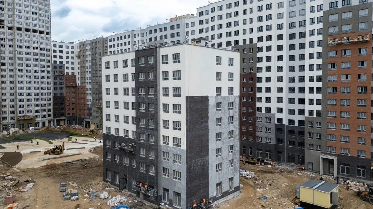 В Балашихе завершают монолитные работы в ЖК «Гранель Пехра»
