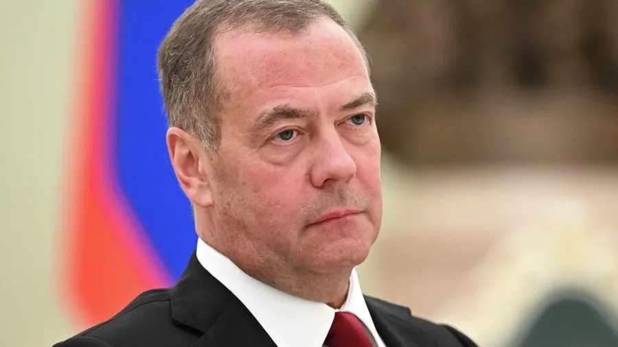 Сергей Бобылев