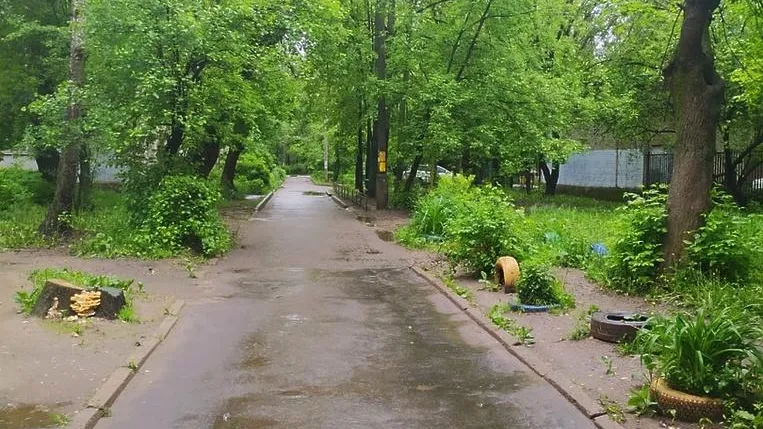 Коммунальщики Подольска активно сгоняют воду от жилых домов