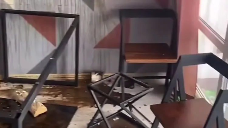 Зумеры сняли коттедж на сутки в Тольятти, чтобы разгромить его для видео