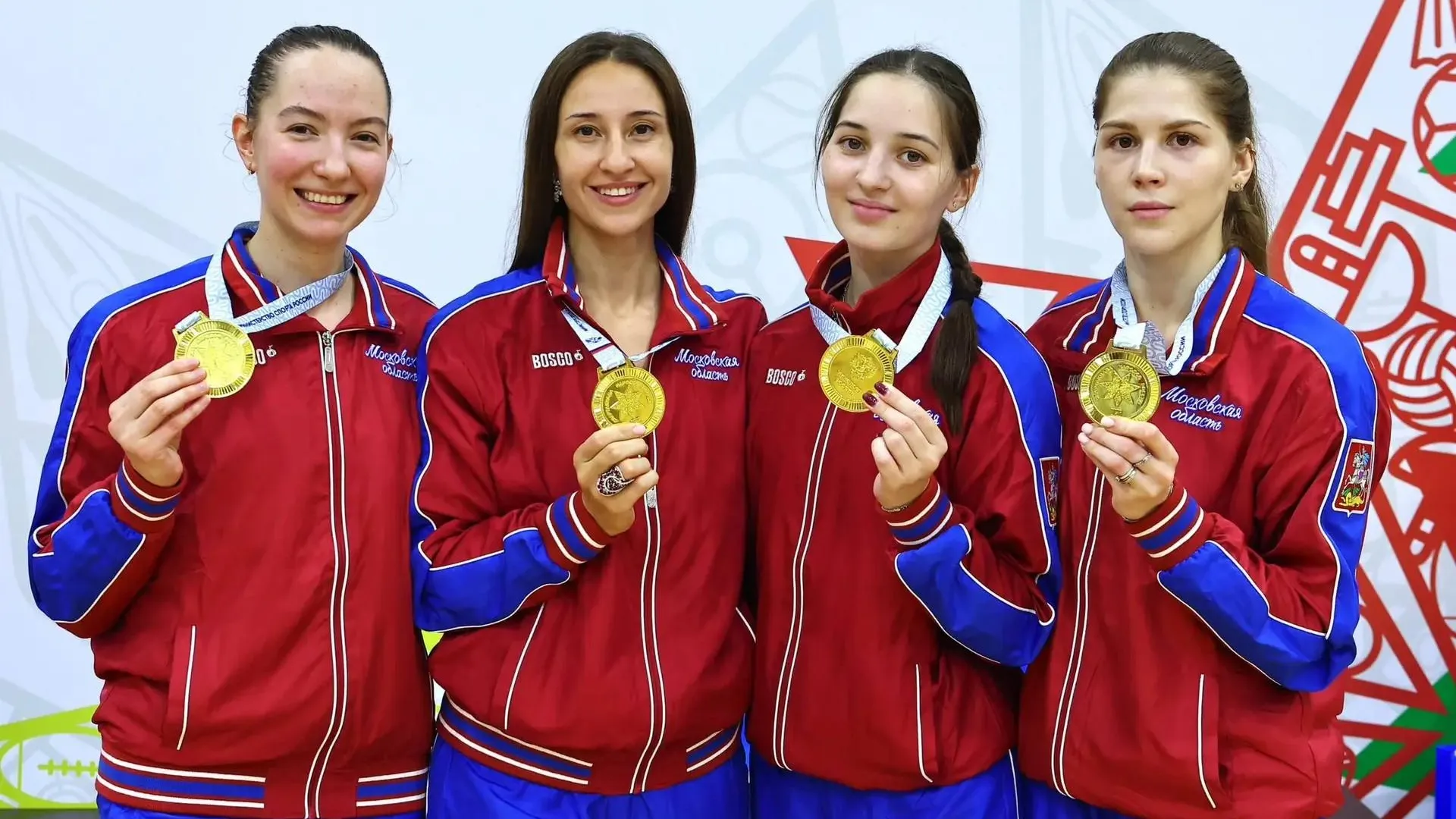 Саблистка из Химок Яна Егорян завоевала золото Спартакиады