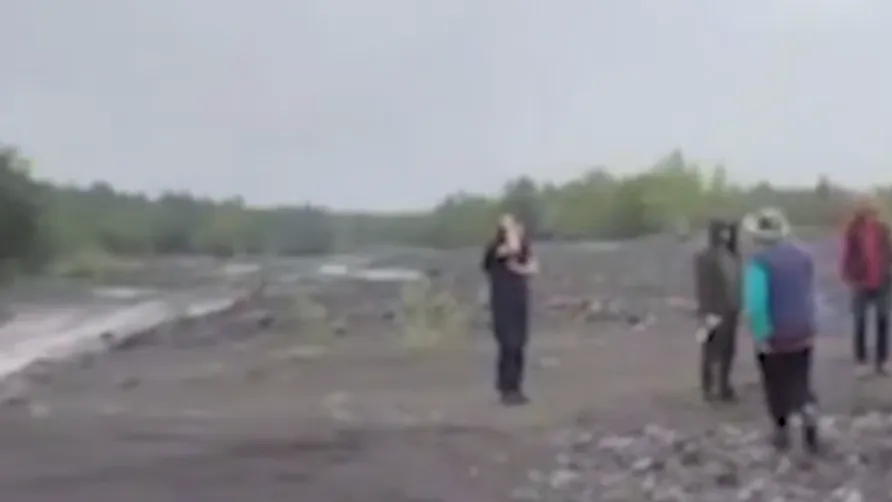 Без еды и воды: гид бросил группу из 15 человек на Камчатке вдали от цивилизации
