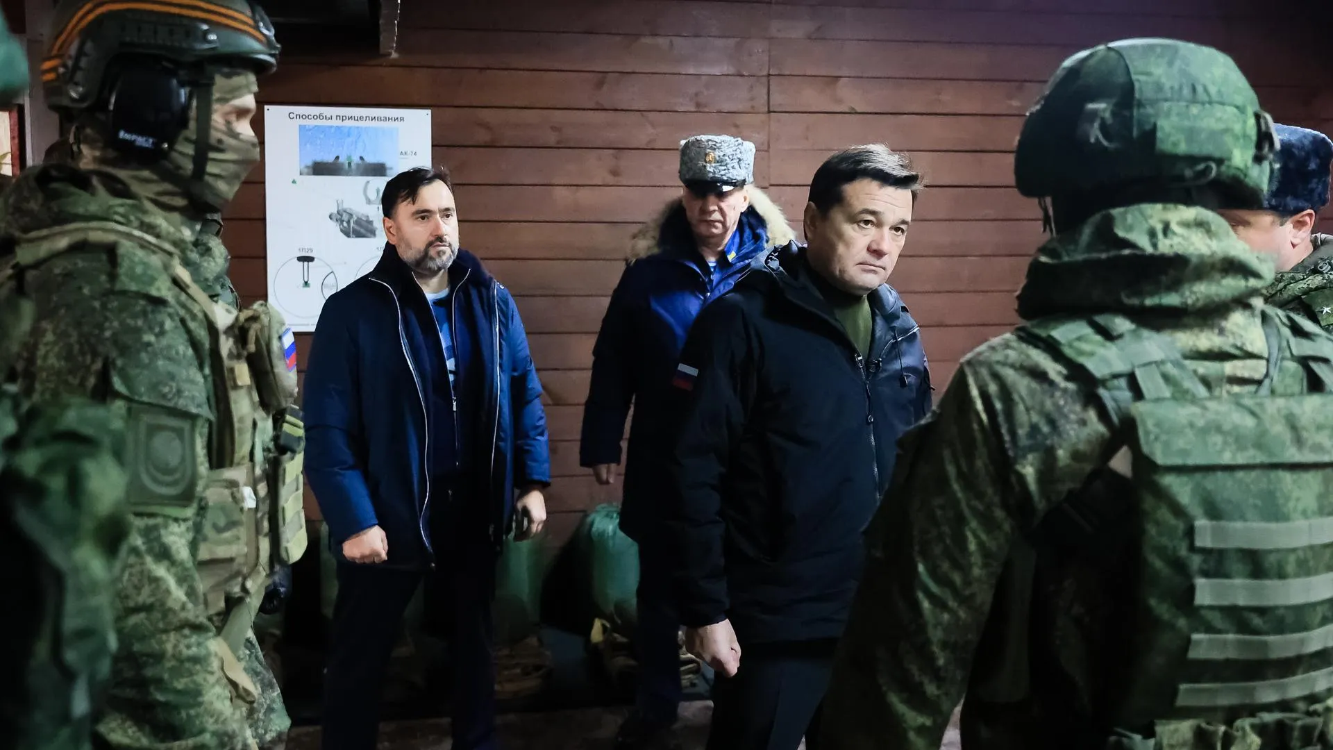 Новогодние мероприятия организуют для детей военных в Подмосковье – Андрей Воробьев