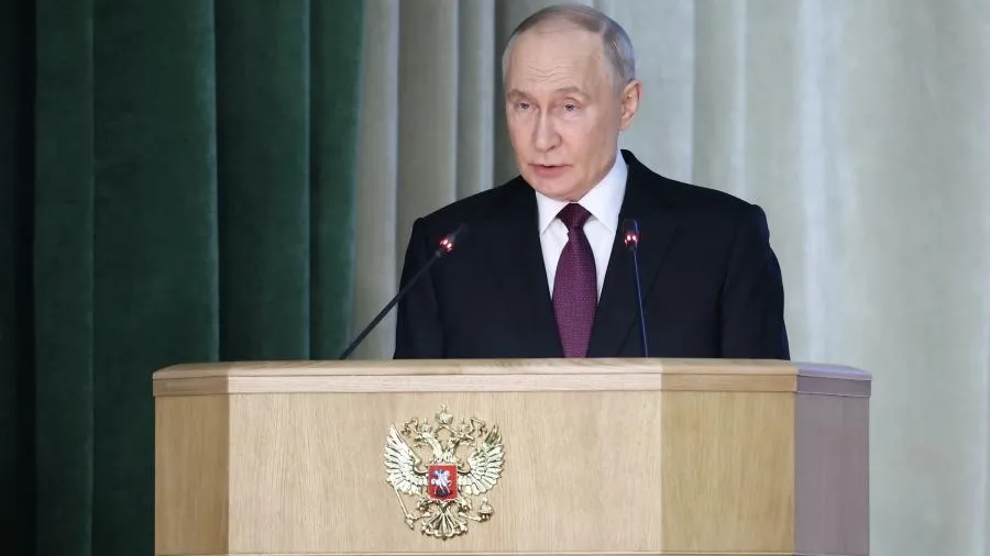 Владимир Путин наградил паралимпийцев за Игры в Италии