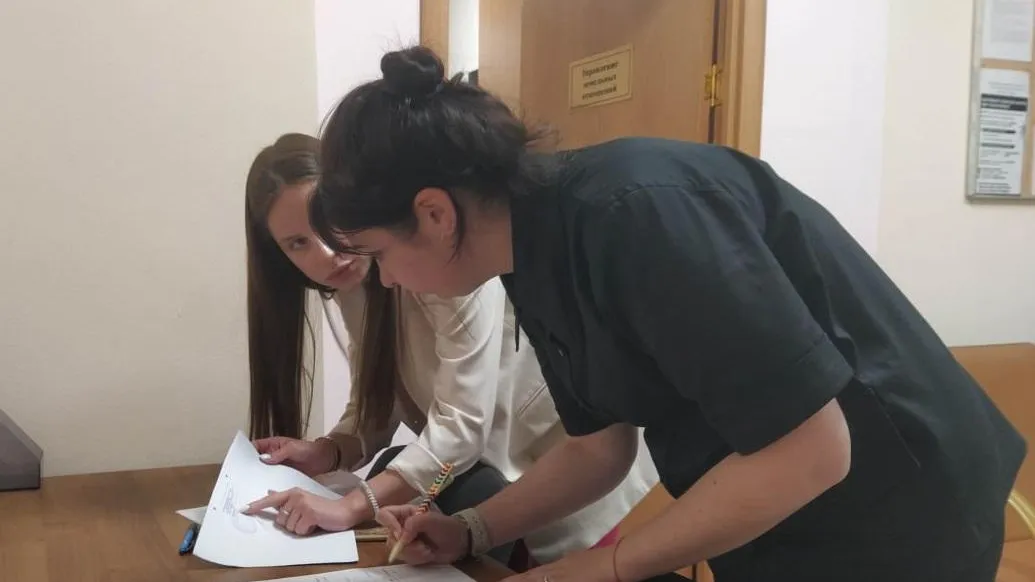 Свыше 100 врачей Подмосковья с начала года стали участниками программы «Земля врачам»