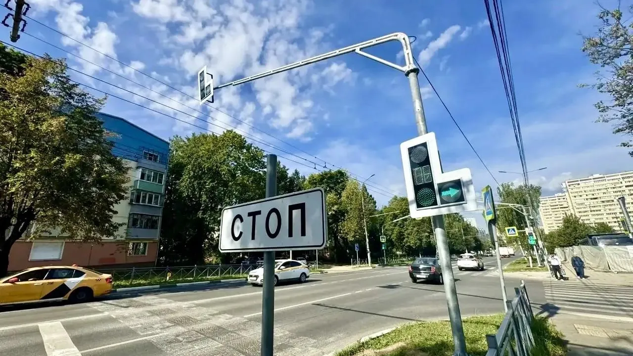 Светофор заработал на перекрестке Советской улицы в Ленинском округе