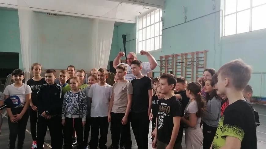 Школьники Люберец узнали об элементах силового экстрима