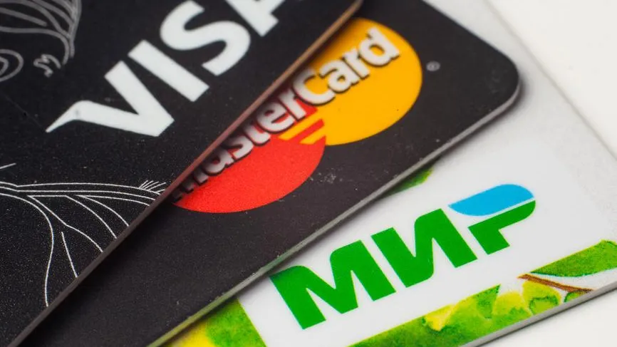 У части карт Visa и Mastercard в РФ истекут сертификаты безопасности в 2024 году