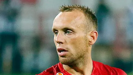 Мосгорсуд снял арест со счетов и машин футболиста Глушакова