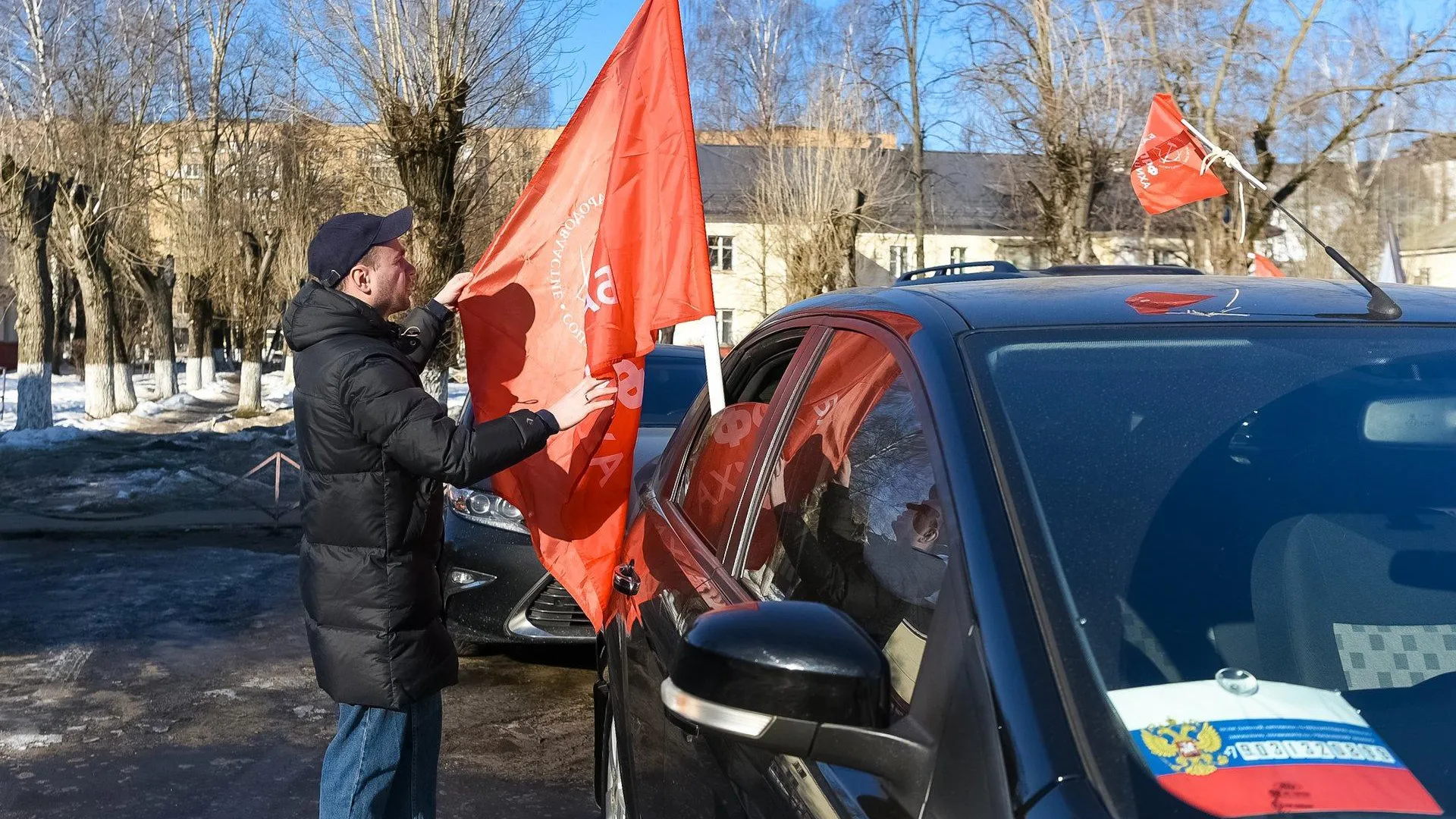 В Балашихе провели автопробег в поддержку российских военных на Украине