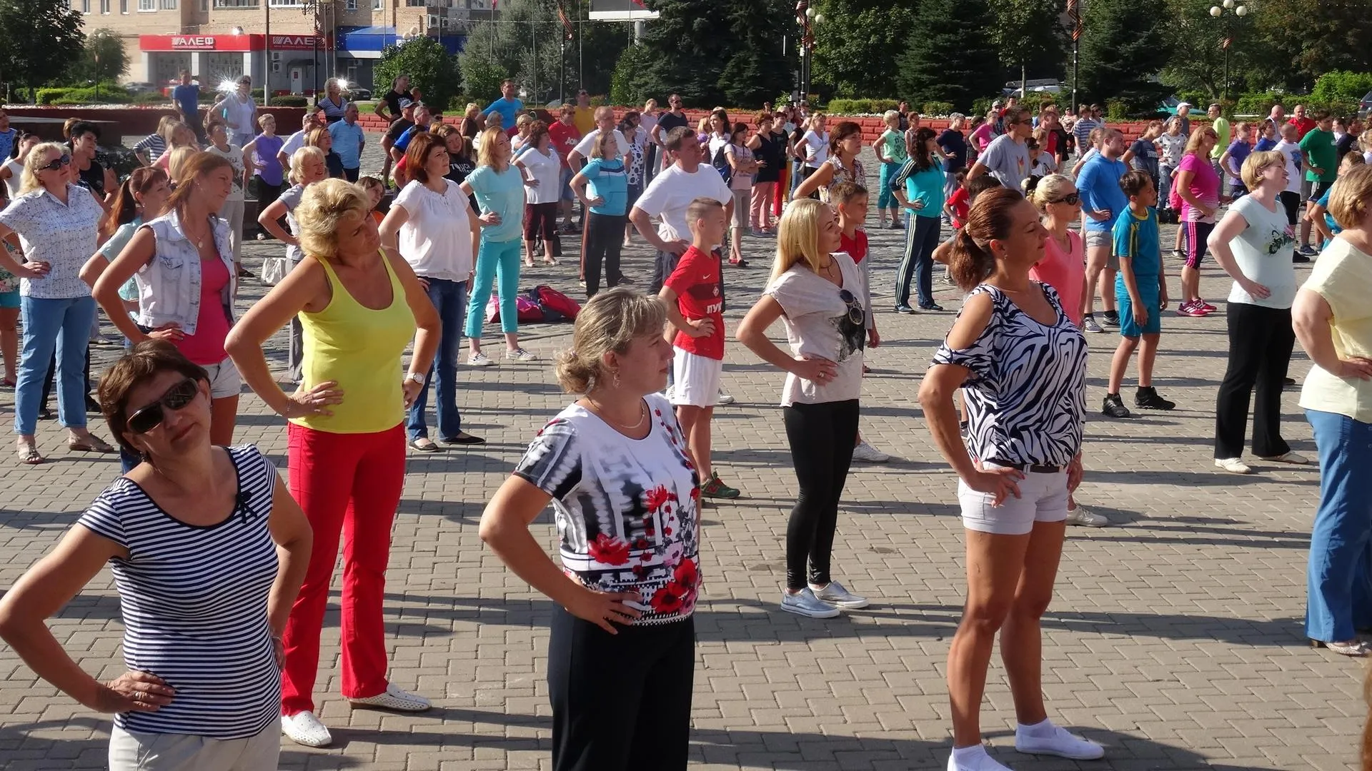 Гимнастика поможет жителям Московского региона не страдать от резких изменений погоды