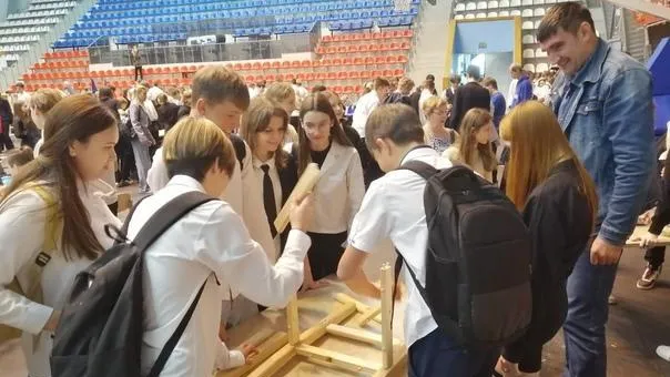 Студенты подмосковного колледжа поучаствовали в фестивале «Путь навыков»