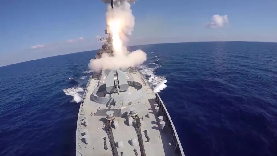 Минобороны РФ сообщило об ударах по судам в Черном море
