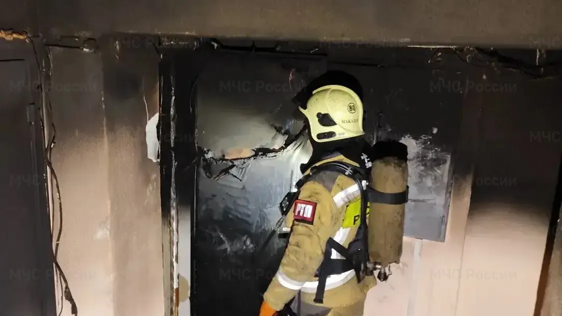 4 человека пострадали при пожаре в квартире в Мытищах