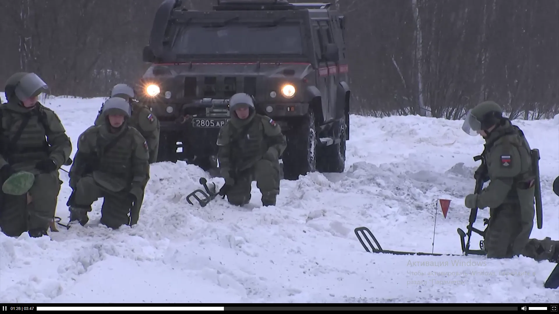 Военнослужащие ВС РФ совершенствуют навыки на объектах «саперной деревни» в Подмосковье