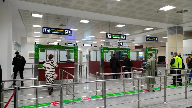 Россиян массово не пускают за рубеж по одной причине