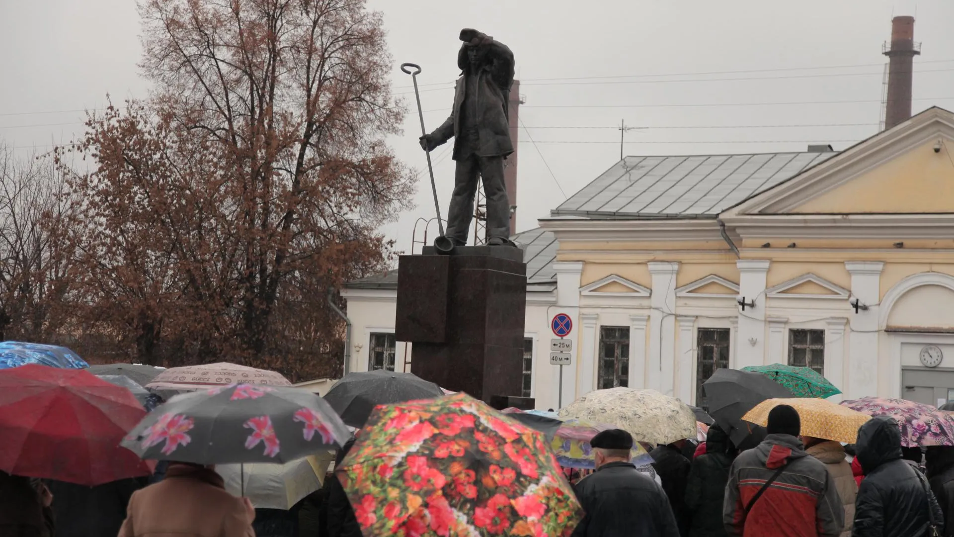 В Электростали благоустроили привокзальную площадь