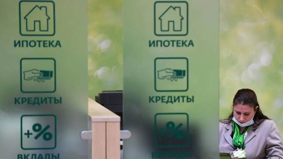 Выдачи ипотеки выросли на 44% в июне перед завершением льготных программ в РФ