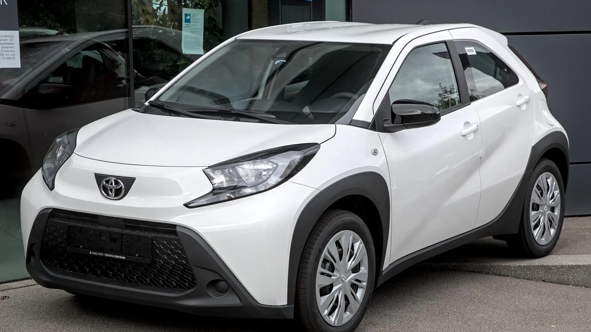 Россияне потеряли 1,3 млн рублей при попытке купить Toyota Aygo X у мошенников
