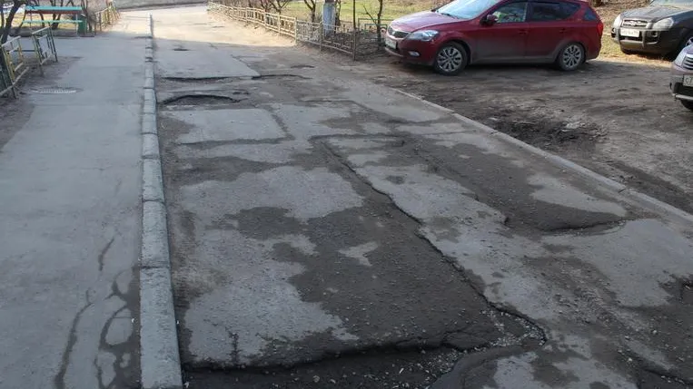 Более 400 ям оцифровали на дорогах и во дворах в Котельниках