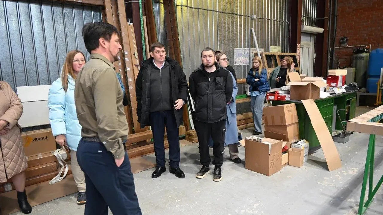 Ветераны СВО побывали на заводе «ТПФ «Конструкция» в Ленинском