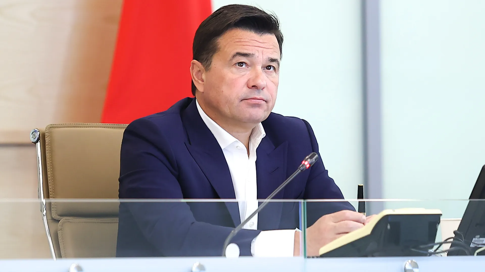 Андрей Воробьев: важна системная работа по устранению ям и подтоплений