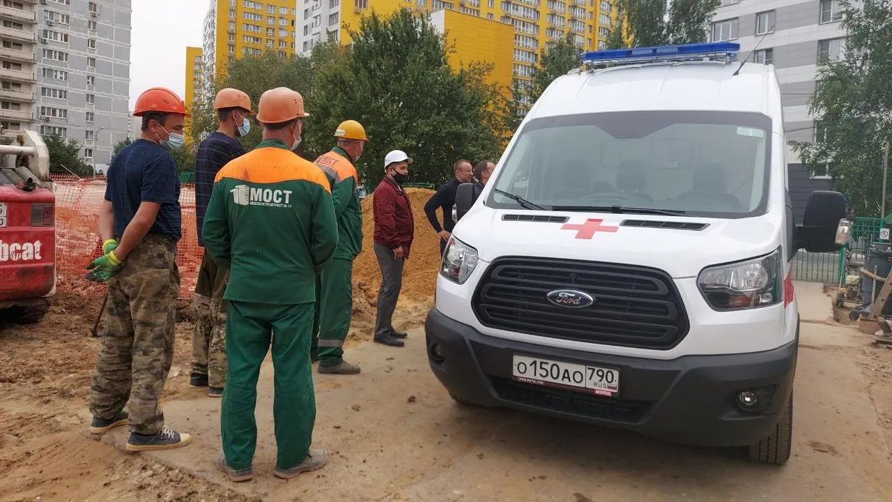 Работников на объектах бюджетного строительства в Подмосковье начали прививать от гриппа