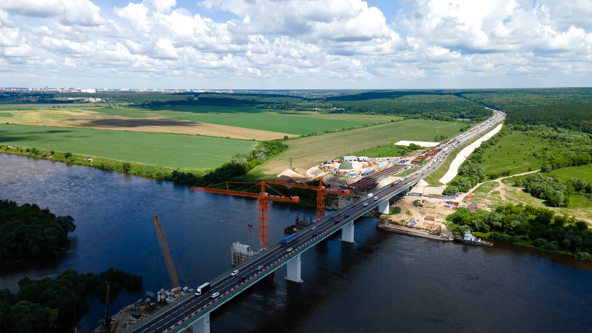 На трассе М-2 «Крым» в Подмосковье мост через Оку достроят в IV квартале 2025 г