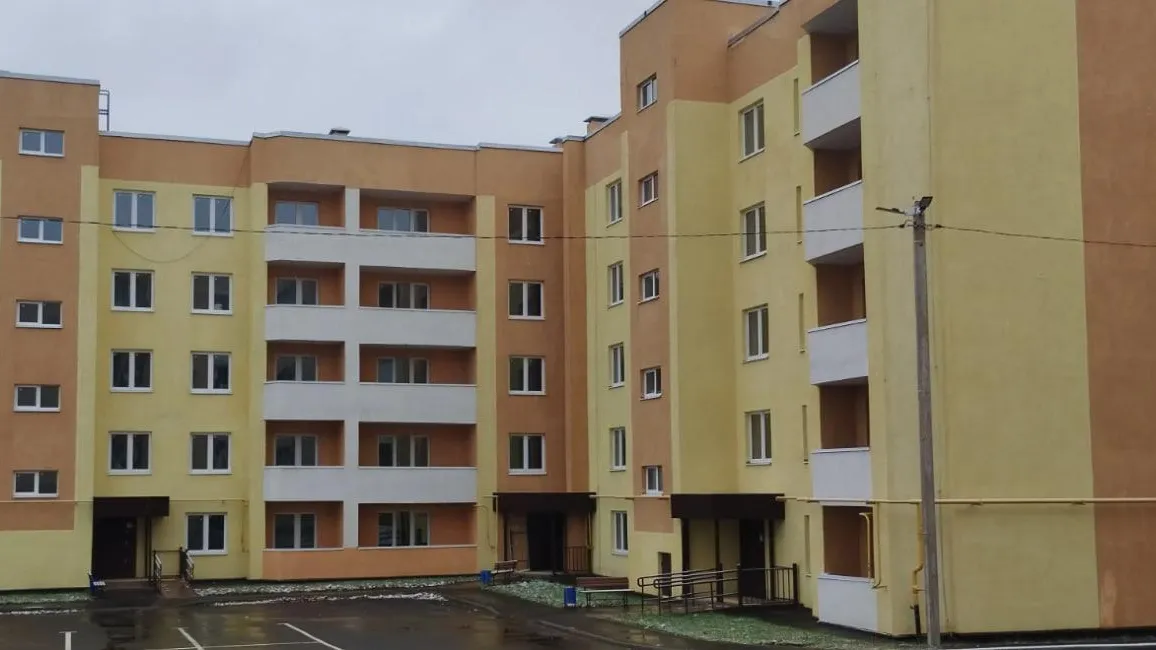 В Подмосковье ввели в эксплуатацию дом для переселенцев