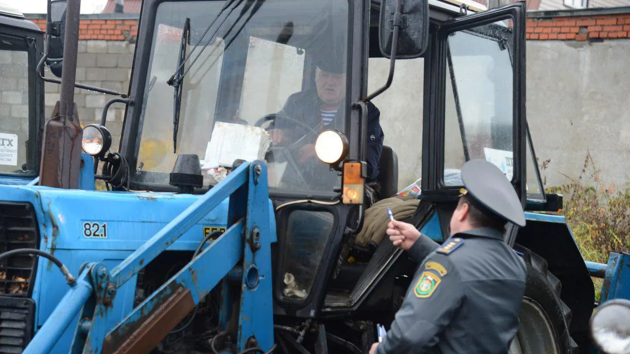 Техосмотр техники перед началом зимы провели в УК Коломны