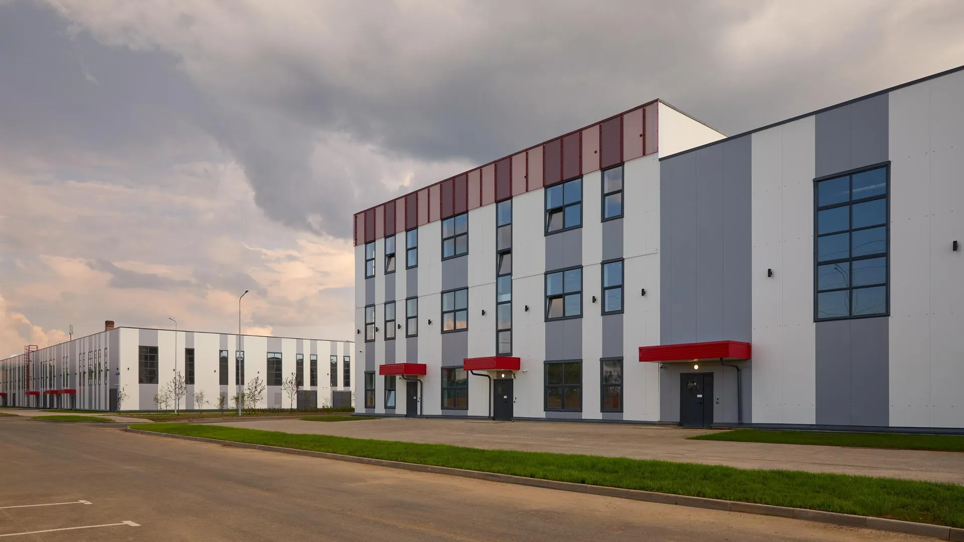 Вторая очередь промышленного технопарка «Алабушево» в Москве готова на 20%