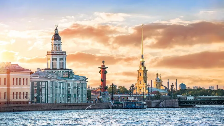 Рост на 135%: иностранцы начали массово путешествовать по России