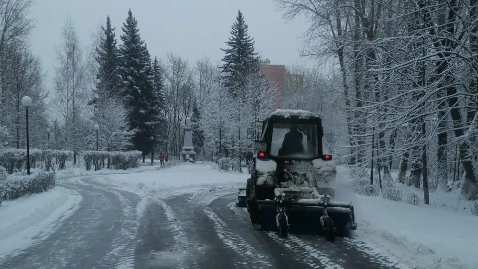 Свыше 480 км муниципальных дорог очистили от снега в Подольске