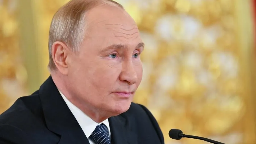 Путин заявил, что РФ совместно со странами СНГ отметит 80-летие Победы