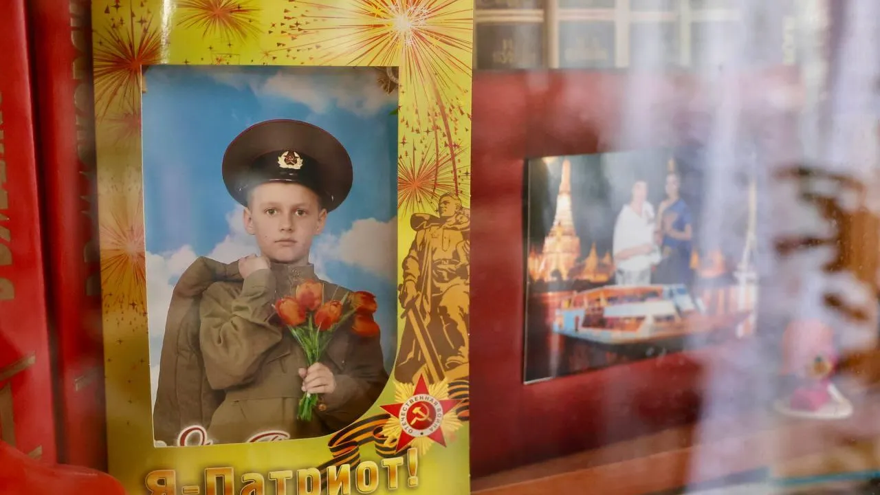 Глава Павлово-Посадского округа поздравил жительницу с 95-летием