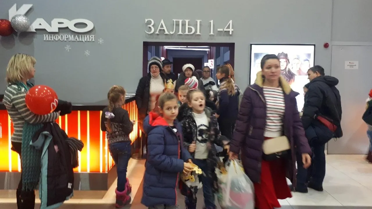 В одном из ТЦ Подольска на Большой Серпуховской улице прорвало трубу канализации