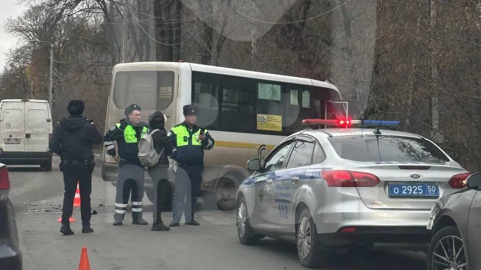 Mash: мужчина угнал маршрутку и устроил погоню с ГАИ в Жуковском
