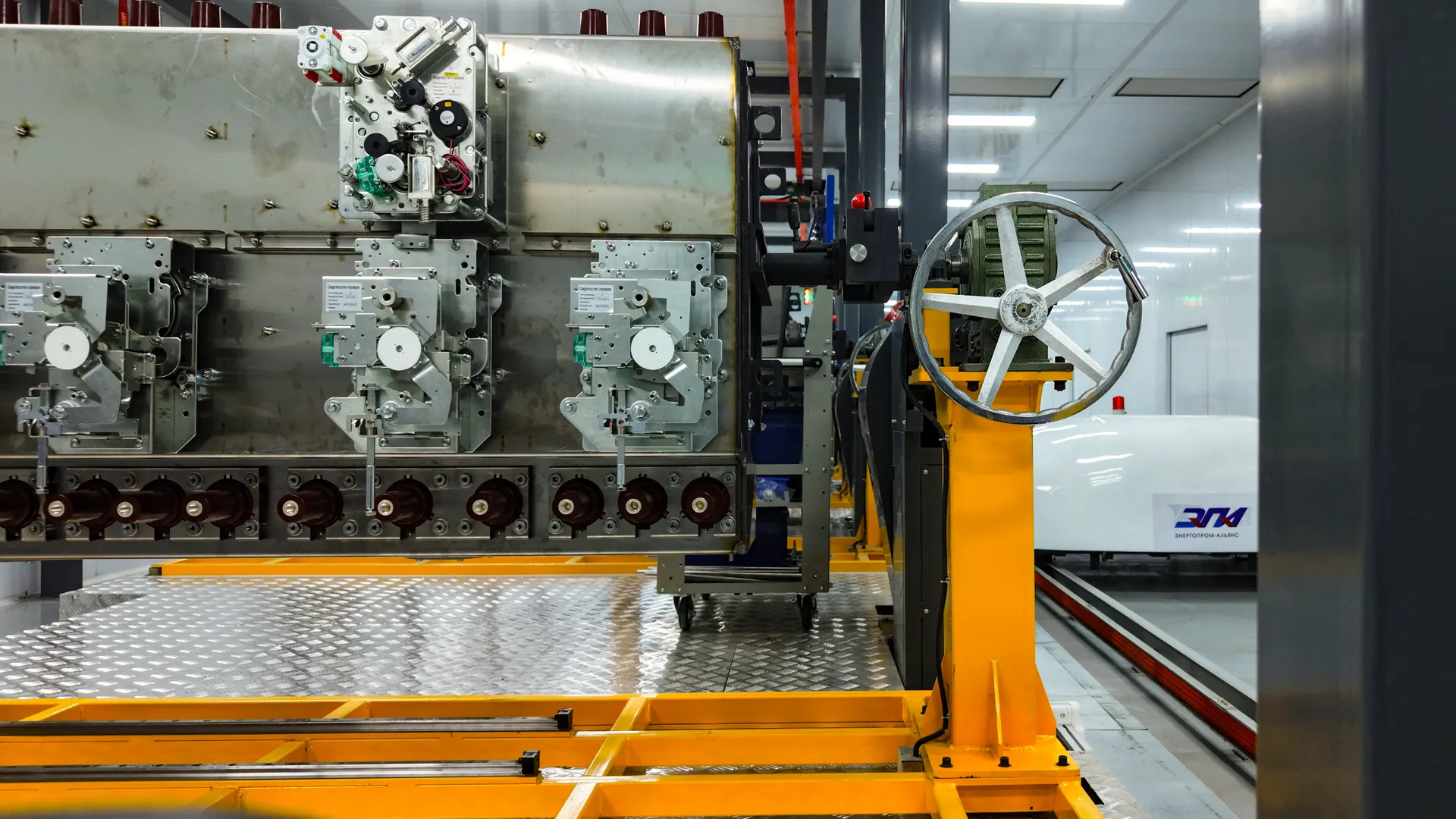 Во Фрязине увеличат выпуск передовых лазеров для промышленности и медицины