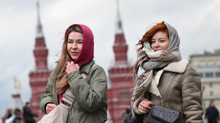 С 3 по 5 мая в Москве будет сильный ветер до 17 метров в секунду