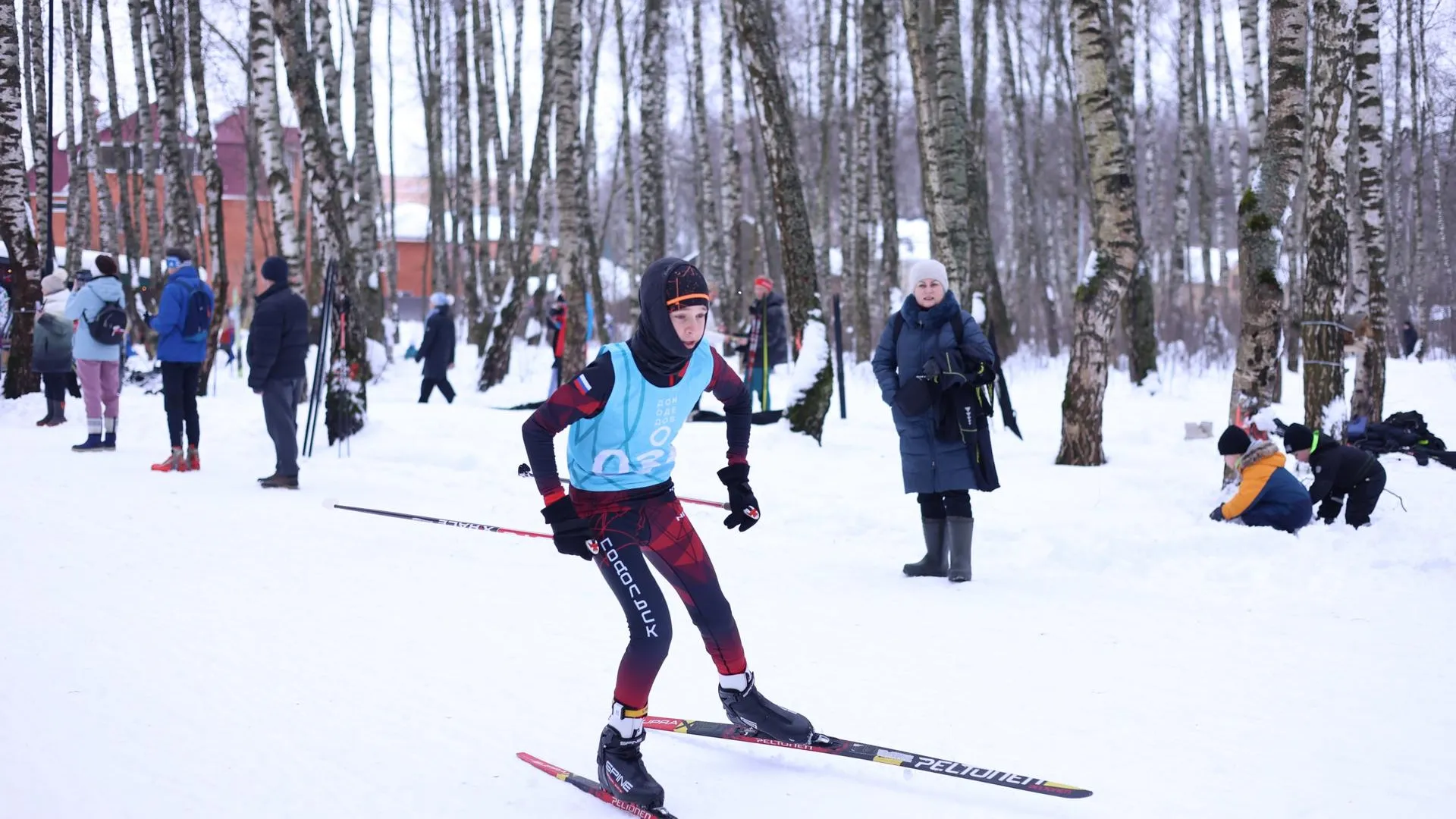 Более 300 спортсменов приняли участие в «Домодедовской лыжне – 2026» в Домодедово