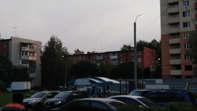 Уличное освещение восстановили в одном из дворов на Серпуховской улице в Подольске