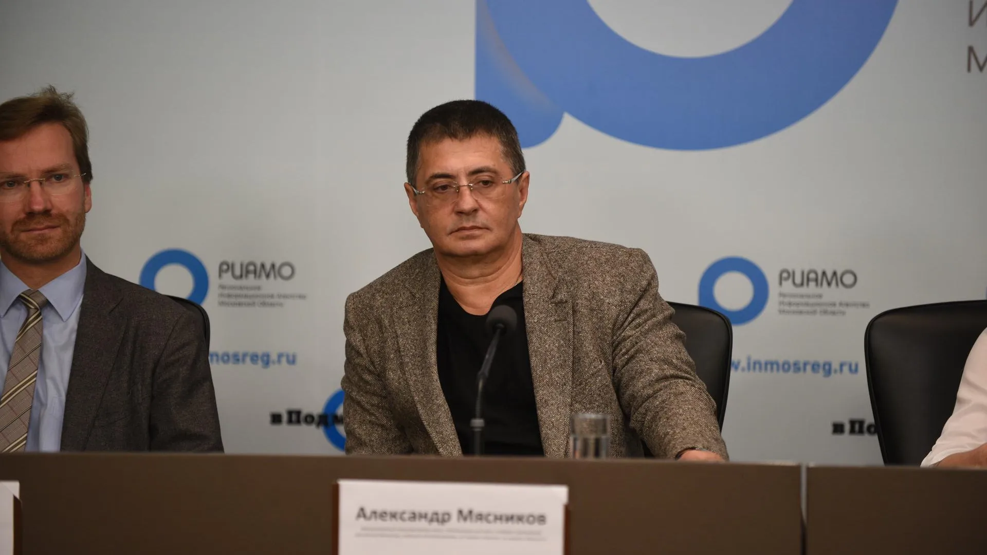 Мясников признал ошибочным свой прогноз развития эпидемии коронавируса в России