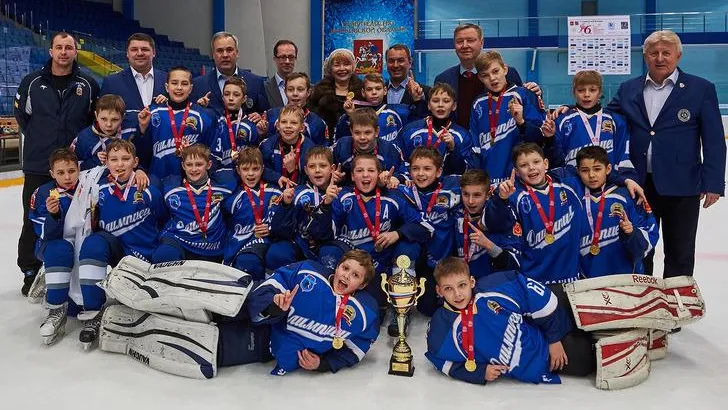 Олимпийский чемпион по хоккею Ляпкин проголосовал на выборах губернатора в Балашихе