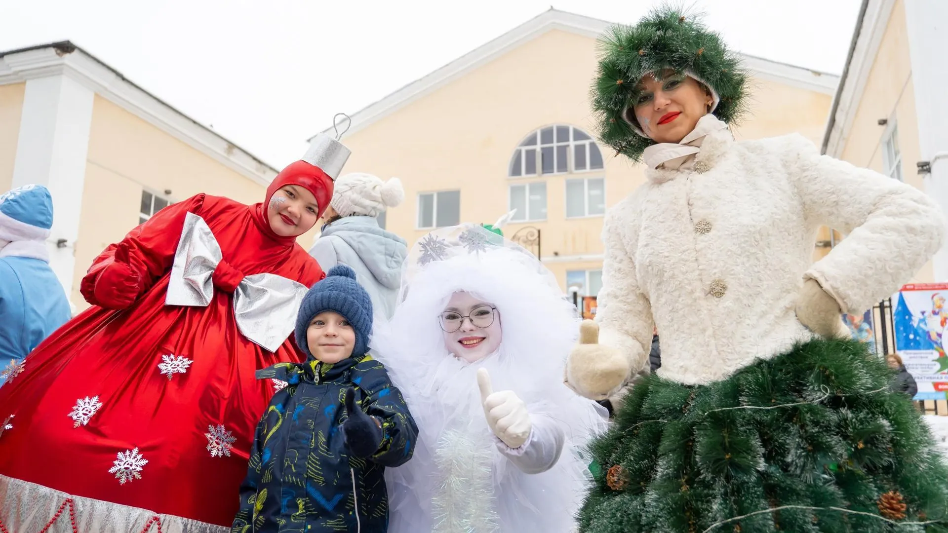 В Подмосковье 10 декабря пройдет VII фестиваль‑конкурс «Парад Дедов Морозов‑2023»