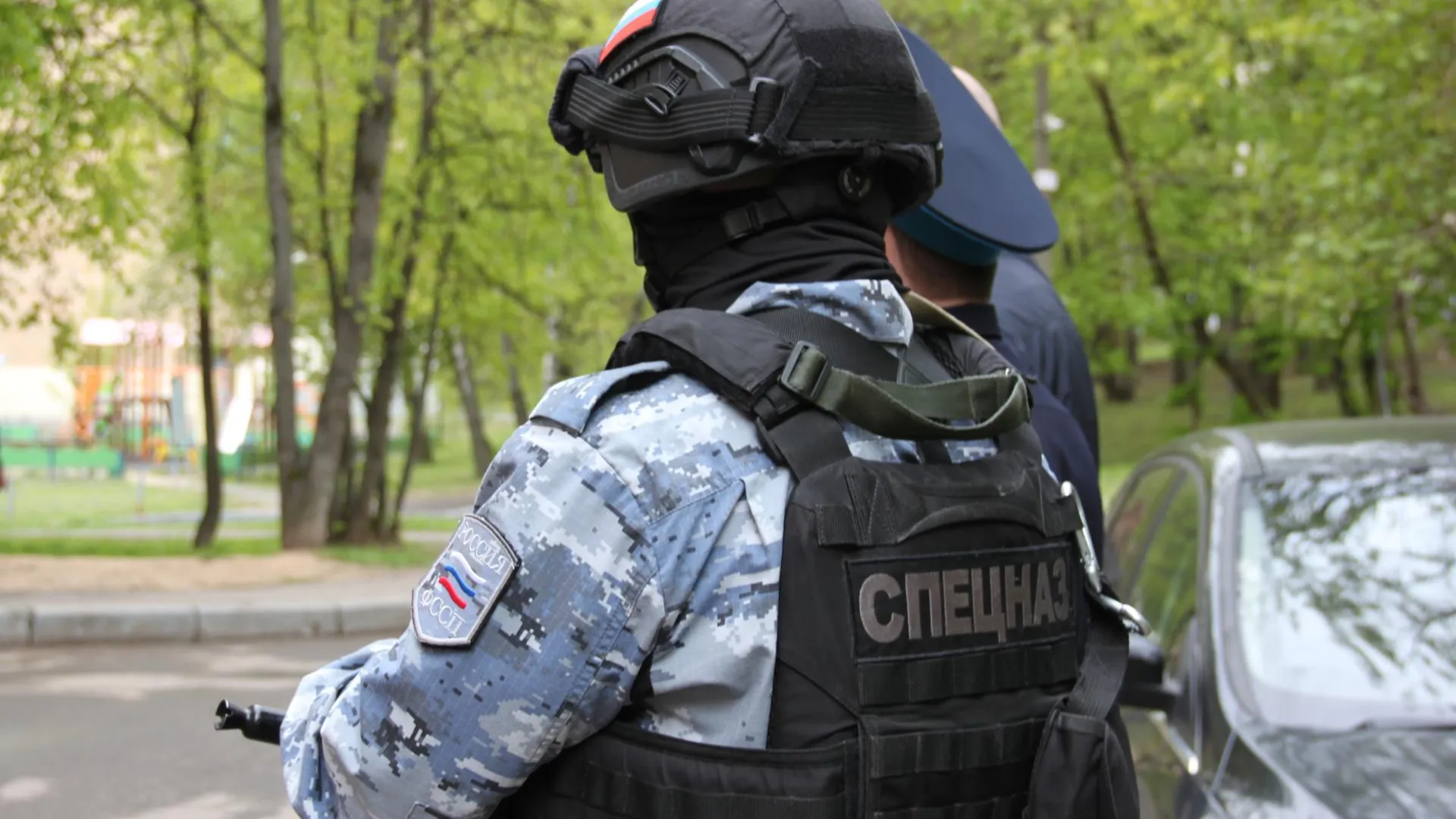 Приставы Подмосковья обеспечили безопасность 9,8 тыс судебных заседаний в 2024 г