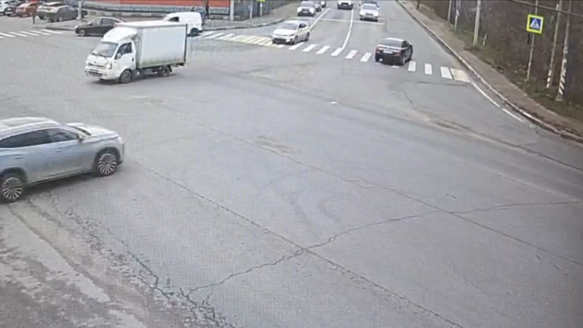 Дороги Подмосковья во вторник утром были загружены на 5 баллов